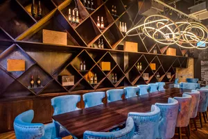 Swingers Crazy Golf - City