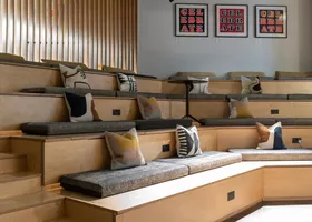 Fora - Central Street