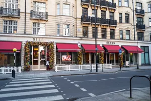 Sixes Social Cricket - Fitzrovia